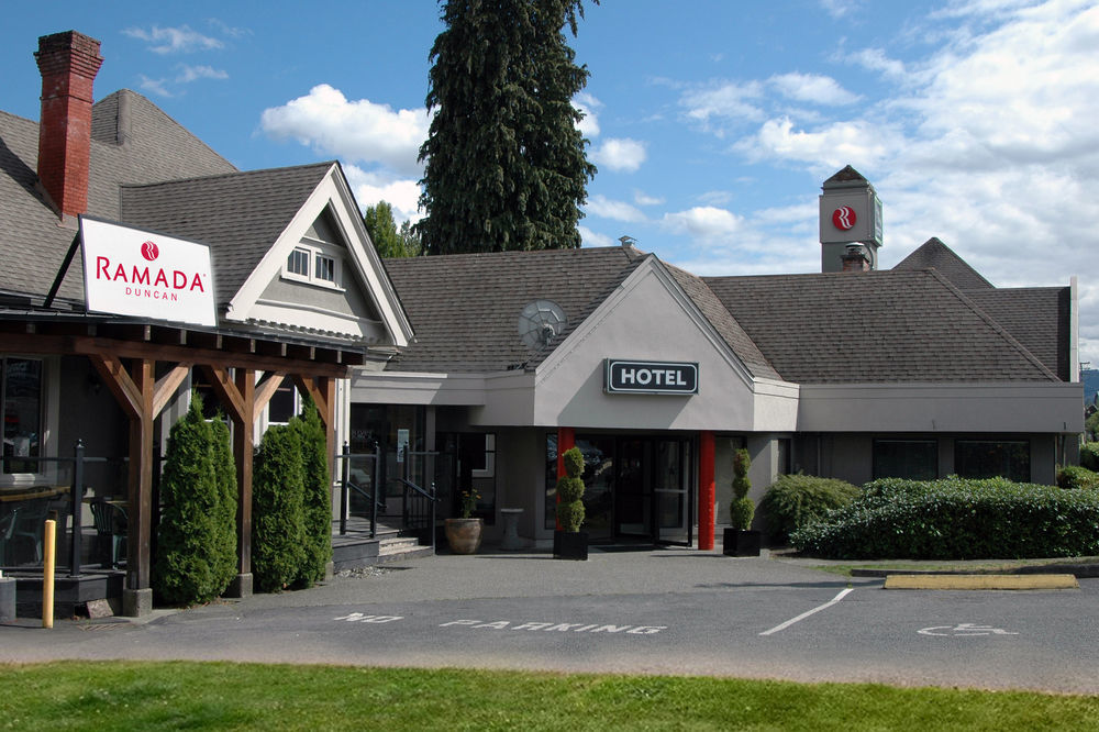 Ramada By Wyndham Duncan Cowichan Valley Motel Exterior photo